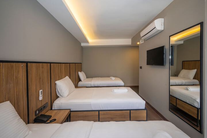 Room 79 of 88