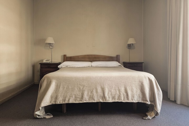 Room 11 of 64