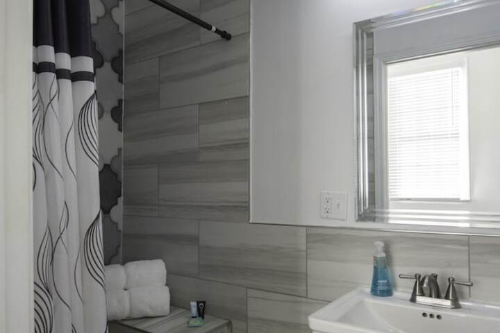 Room 11 of 35