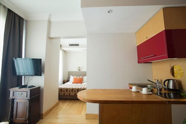 Private kitchenette