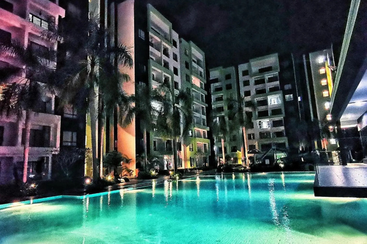 Pool 7 of 9