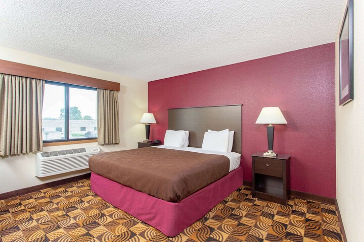 Room 22 of 60