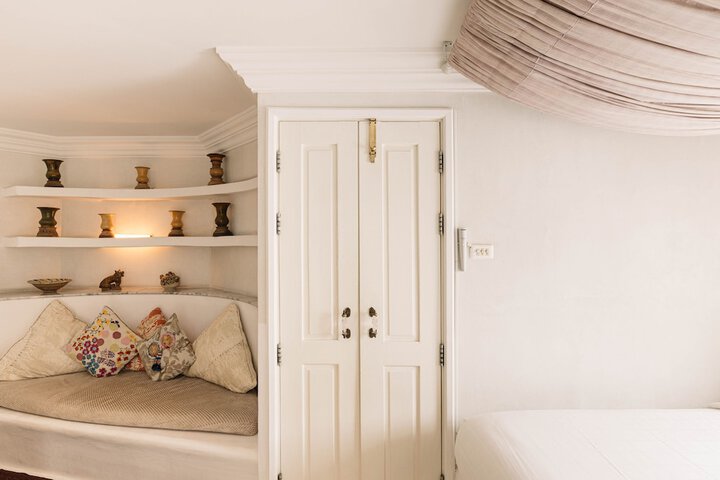 Room 10 of 47