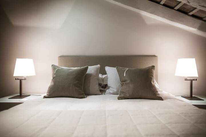 Room 15 of 61