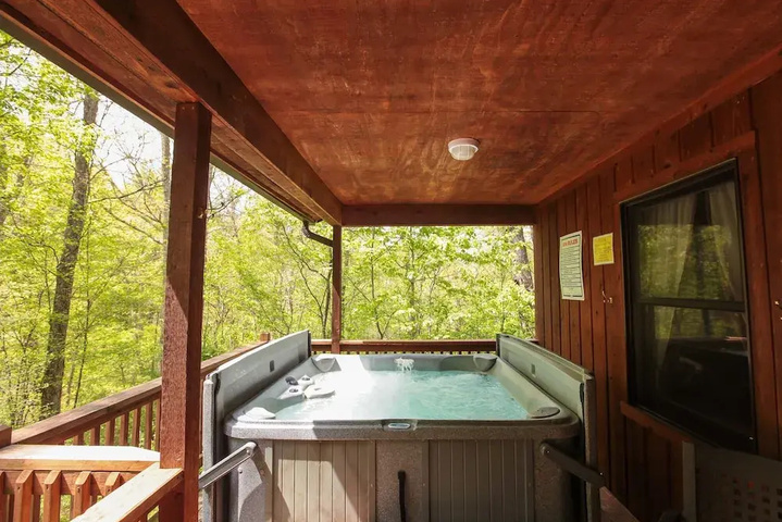 Pool 9 of 14