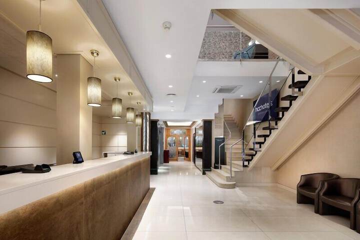 Lobby Entry