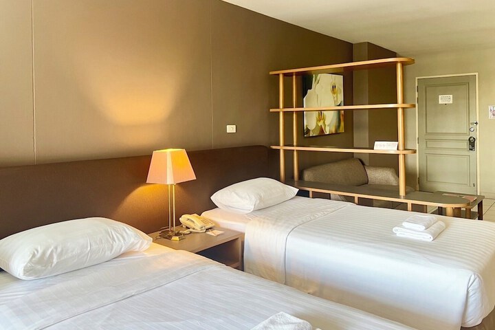 Room 26 of 111