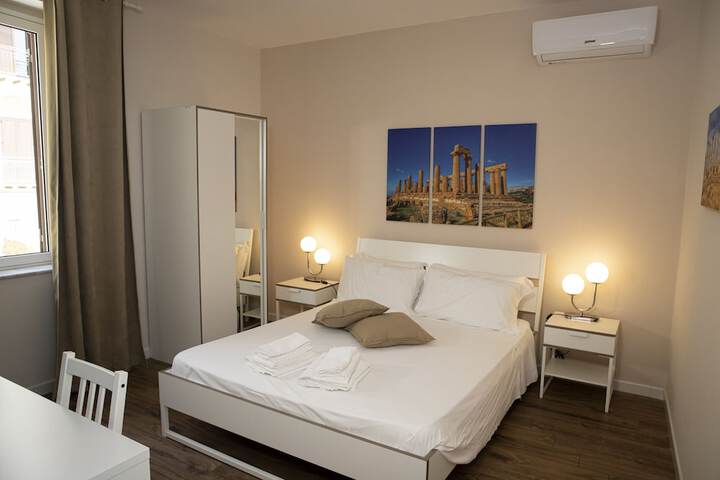 Room 8 of 49