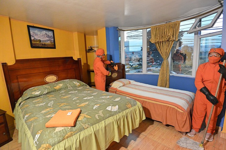 Room 42 of 91