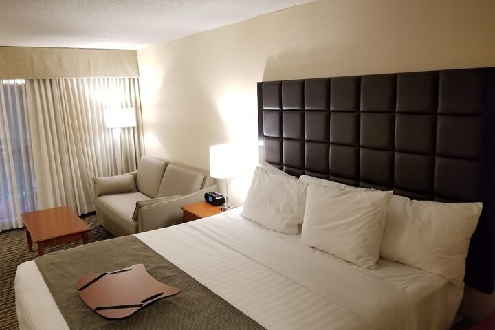 Room 14 of 112