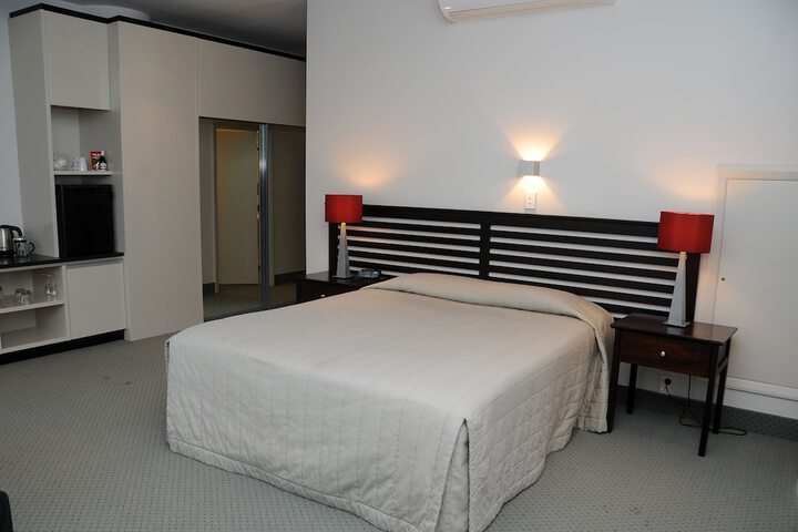 Room 7 of 44