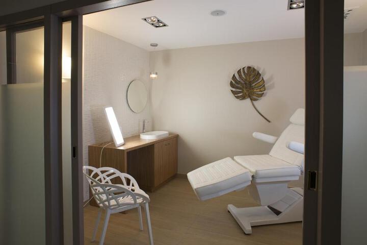 General 16 of 19
