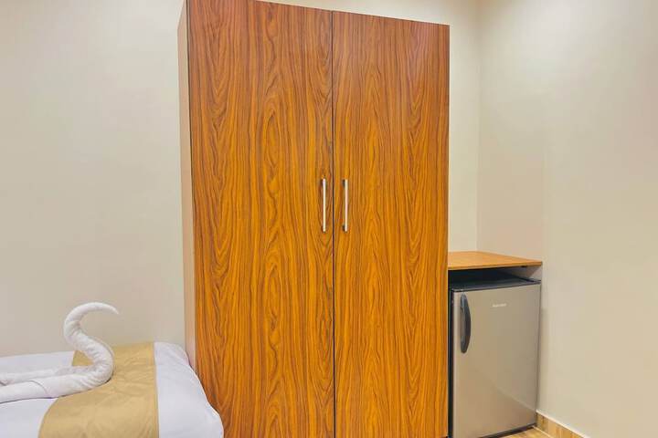 Room 10 of 63
