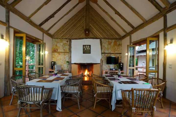Dining Photos