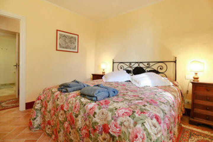Room 28 of 53