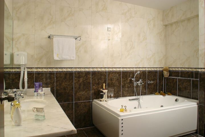 Bathroom Interior Photo
