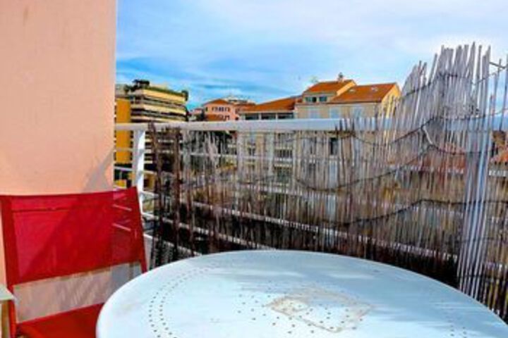 Terrace/Patio 2 of 33