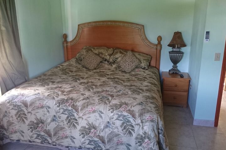 Room 3 of 193