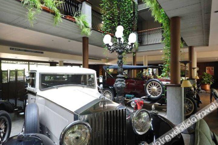 Hotel Interior 18 of 37