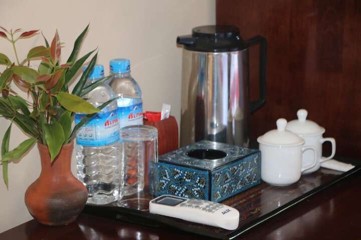 Breakfast/Coffee Service 17 of 39
