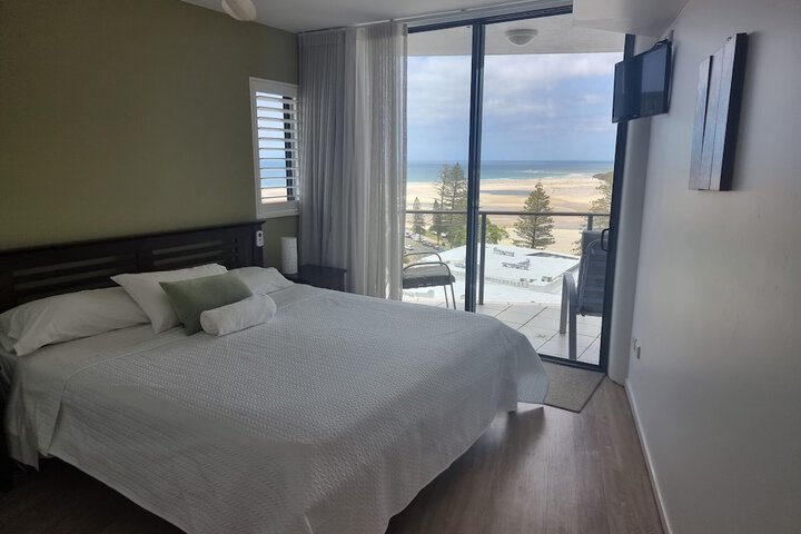 Room 17 of 77
