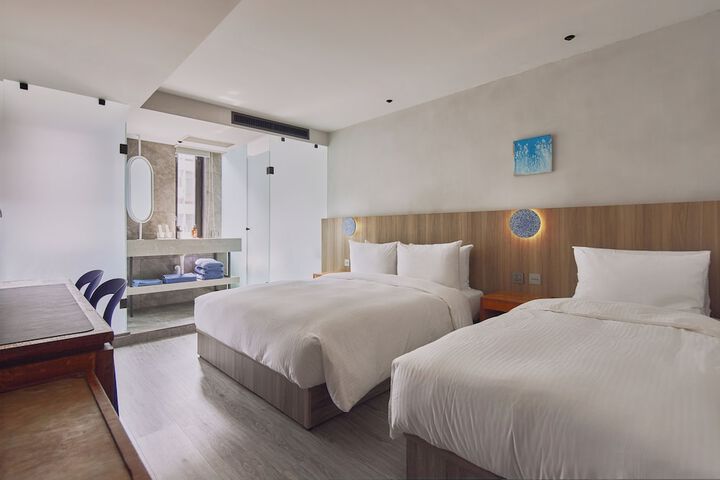 Room 55 of 95