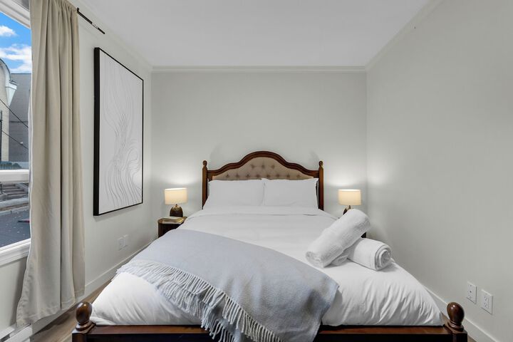 Room 30 of 174