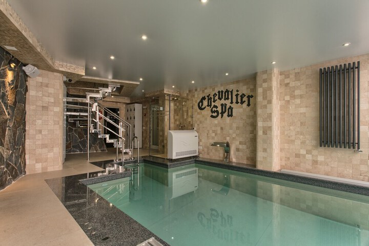 Pool 29 of 43