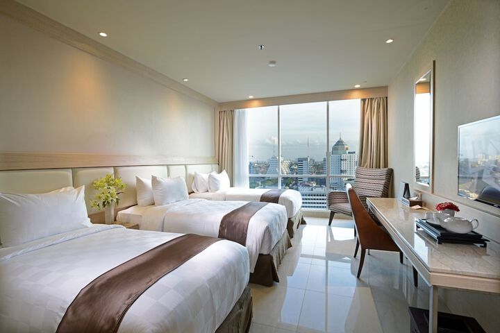 Room 19 of 34