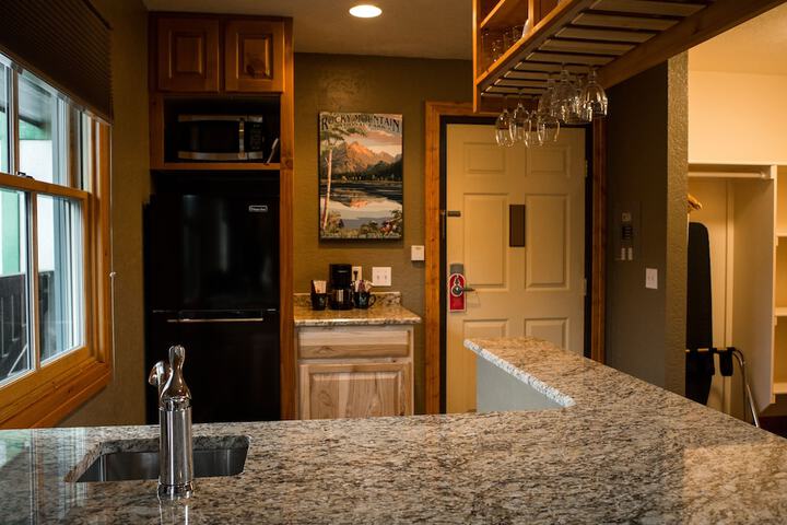 Private kitchenette