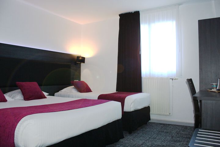 Room 5 of 53