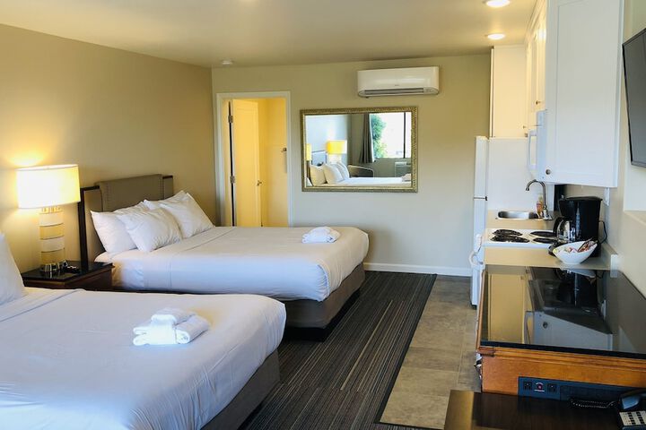 Room 8 of 53