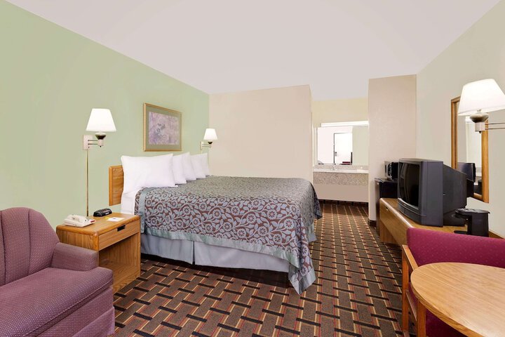 1 King Bed Mobility Accessible (2 of 16)