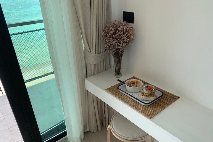 Room 19 of 53