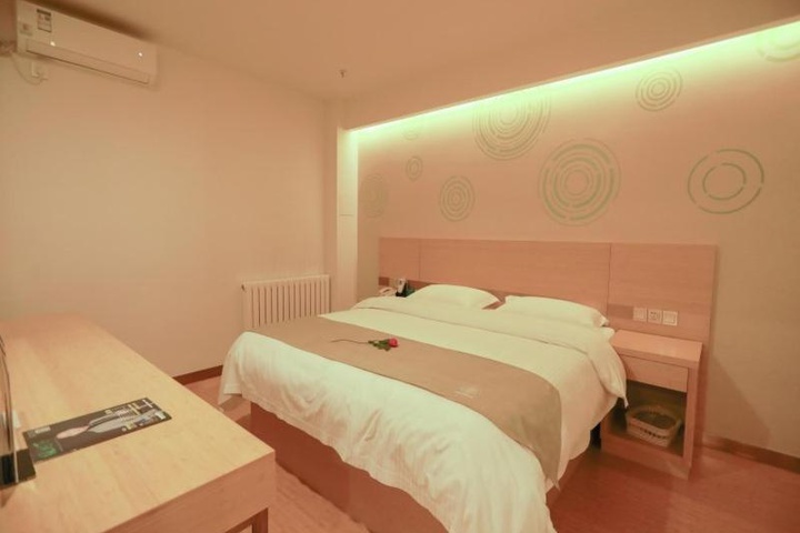 Room 7 of 36
