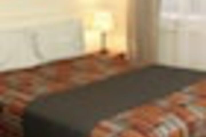 Room 17 of 54