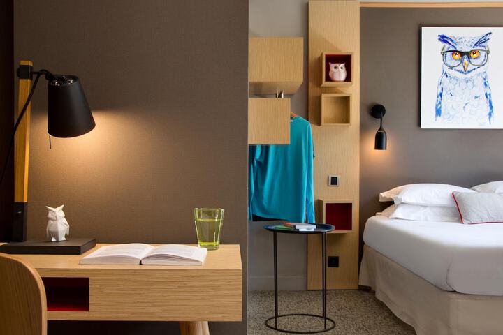 Room 15 of 46