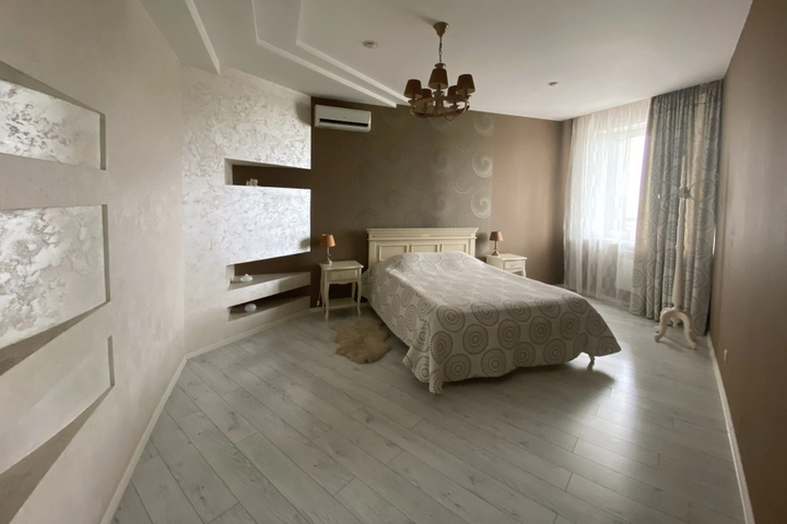 Room 7 of 31
