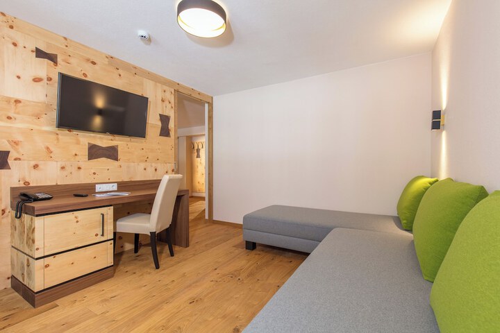 Room 14 of 52