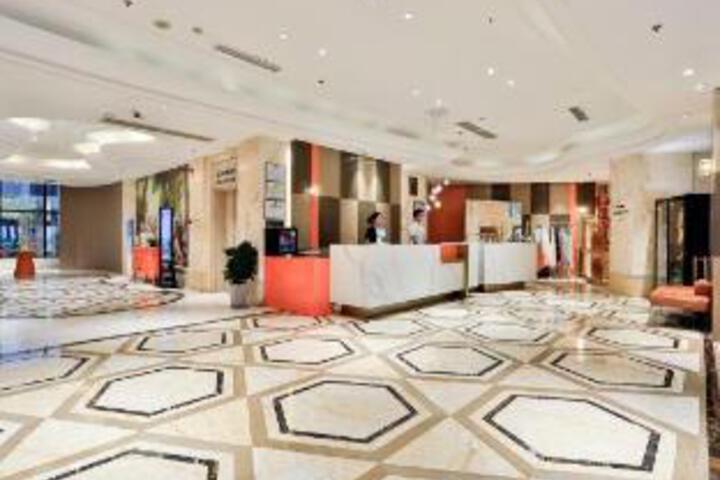 Image of Four Seasons Fashion Hotel (Yongkang South Railway Station Xijinqiao Pedestrian Street)