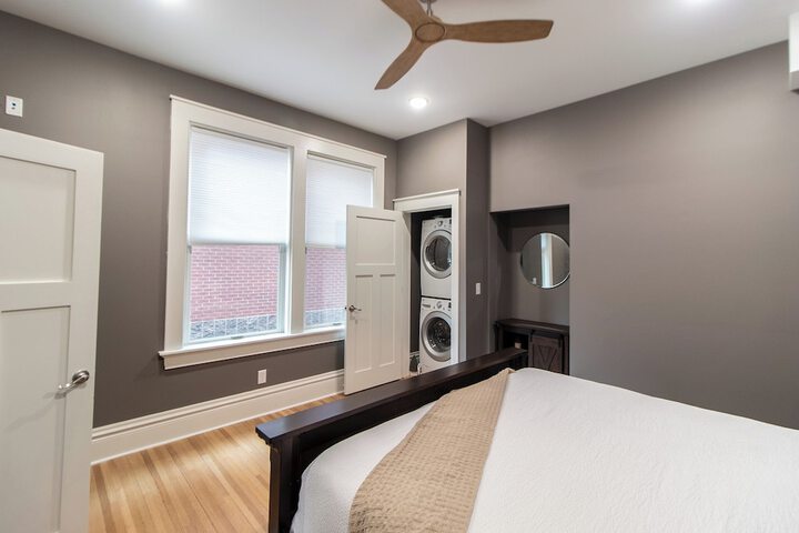Room 12 of 38