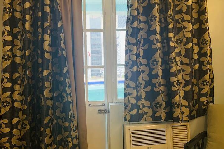 Room 21 of 80