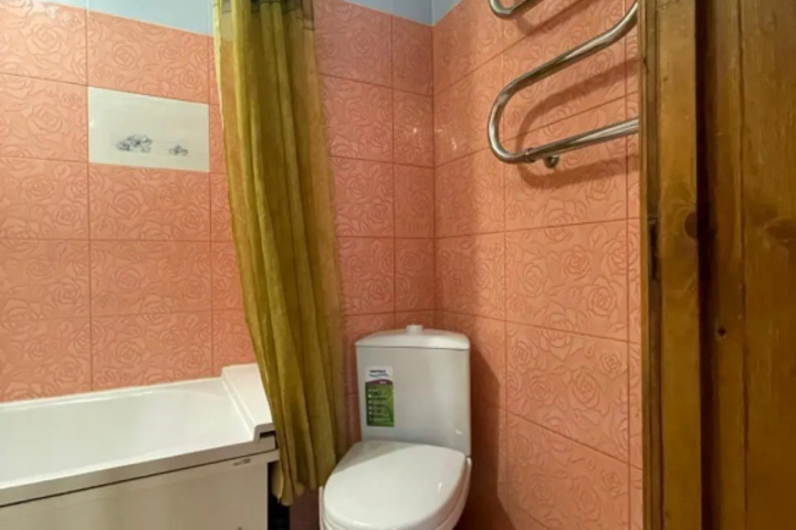 Room 7 of 15