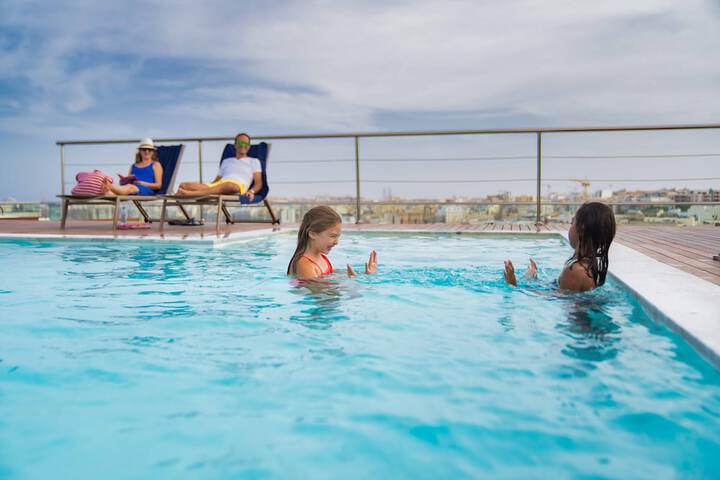 Pool 75 of 146