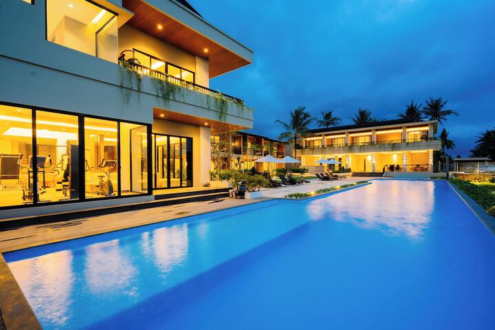 Pool 46 of 61