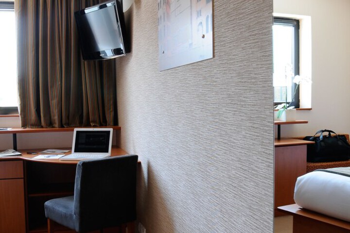 Room 36 of 113
