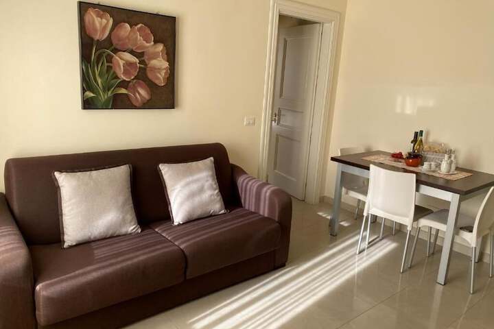 Room 14 of 20