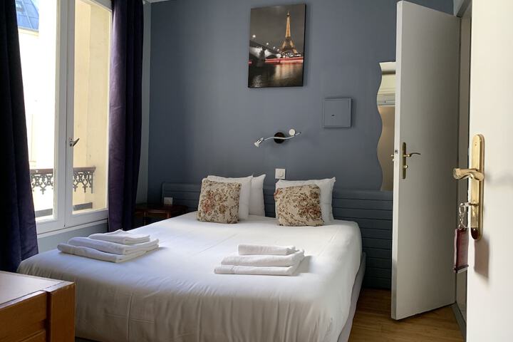 Room 10 of 23