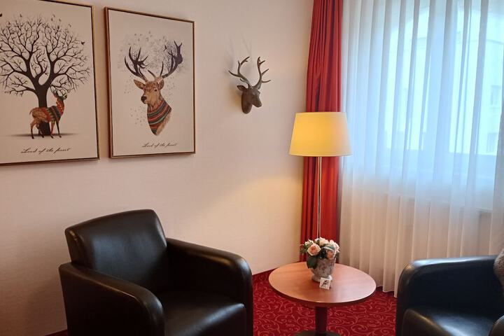 Room 10 of 47