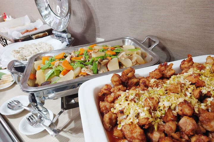 Dining Photos